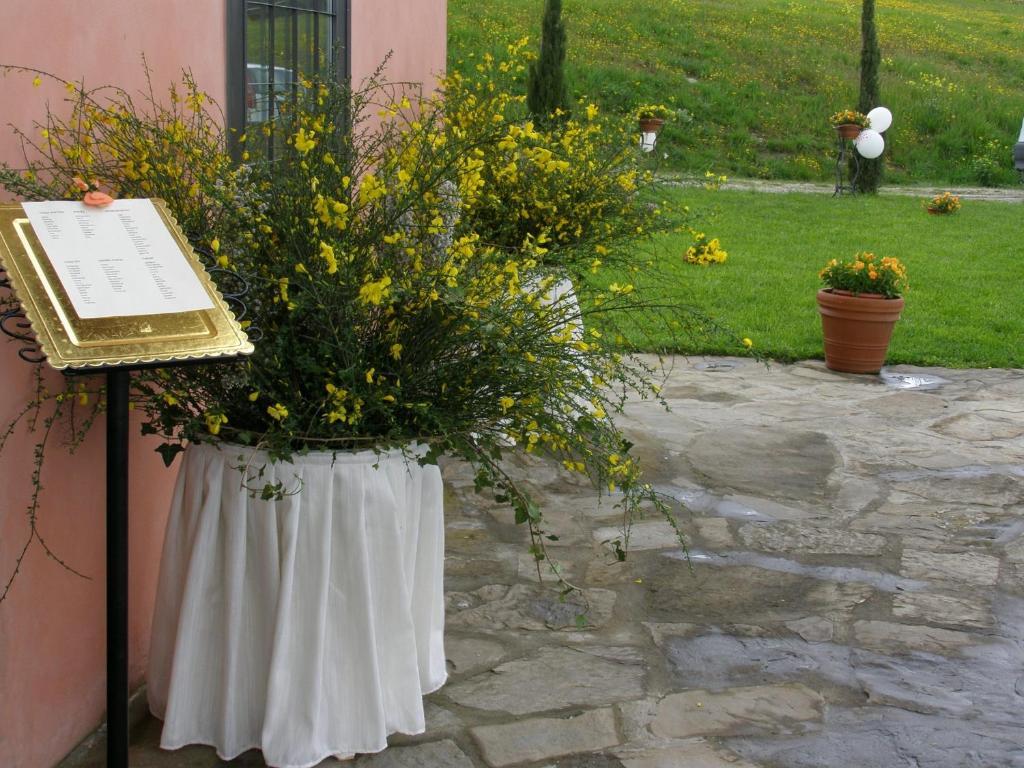 Agriturismo Rimaggiori Relaxing Country Home And Typical Italian Restaurant Barberino di Mugello Exterior photo